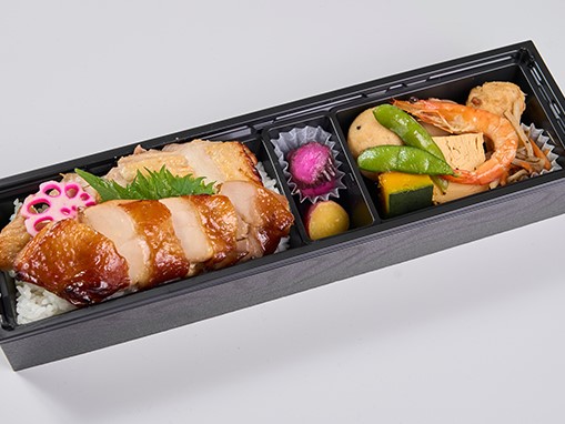 鶏照り焼きと鶏もも西京焼きの御弁当