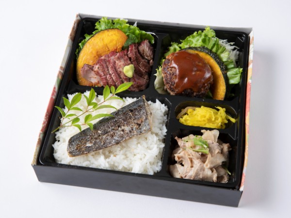 特選黒牛ステーキ・デミグラスハンバーグ・しゃぶしゃぶの魚の塩焼きのせご飯