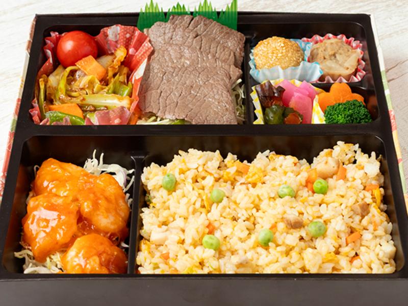 黒毛和牛＆エビチリ＆炒飯　極上御膳