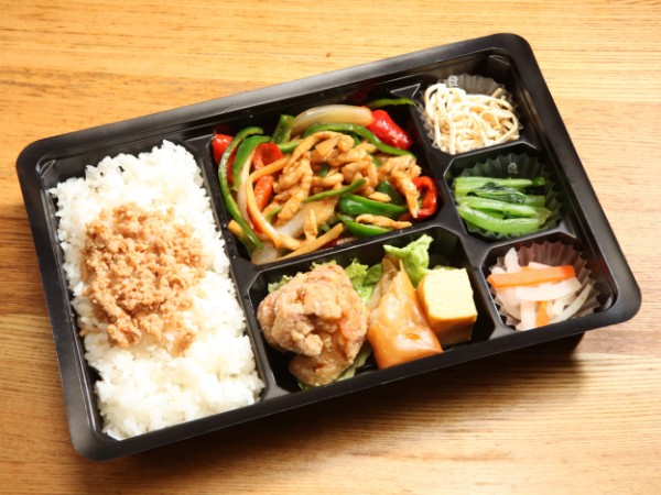 中華幕の内（チンジャオロース弁当）