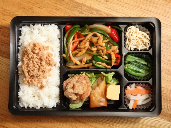 中華幕の内（チンジャオロース弁当）