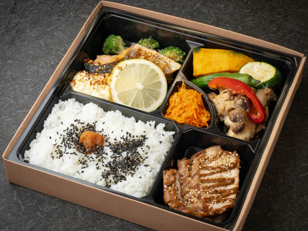 鶏サーモン弁当