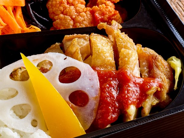 鶏もも肉ソテー弁当