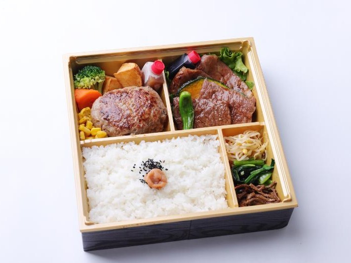 和牛カルビとロース焼肉と黒毛和牛入りハンバーグ弁当