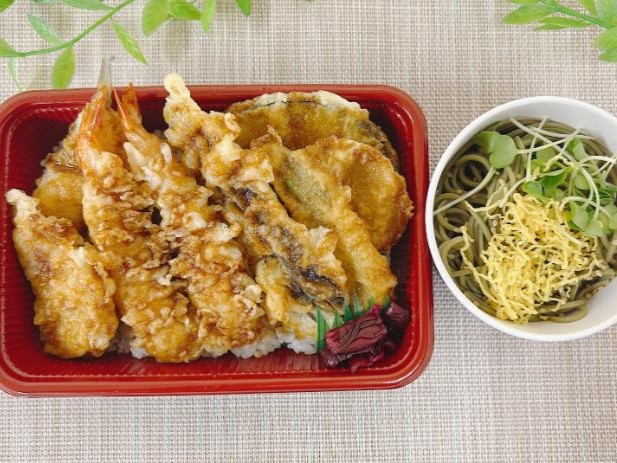 期間限定　演舞場の天重とちょい茶そば弁当【5月1日～9月30日】