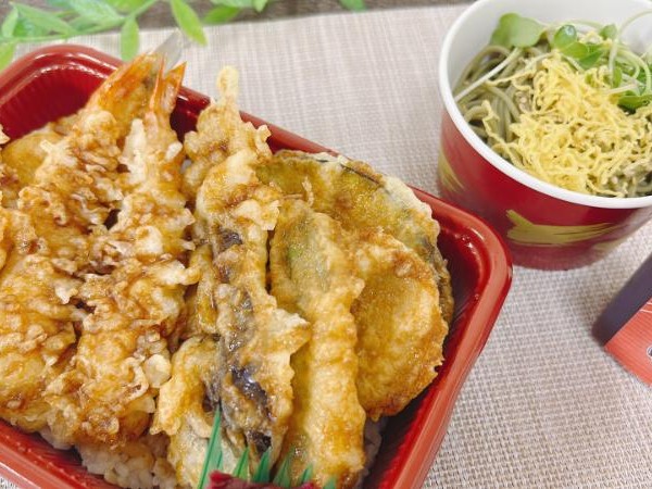 期間限定　演舞場の天重とちょい茶そば弁当【5月1日～9月30日】