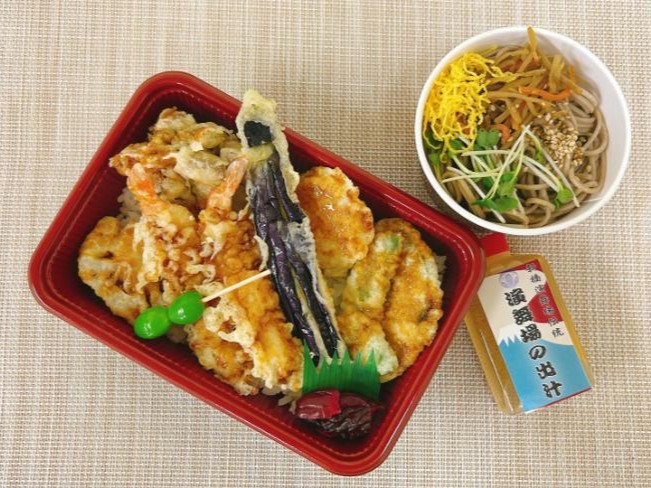 【10月～2月限定】演舞場の天重とちょいそば膳