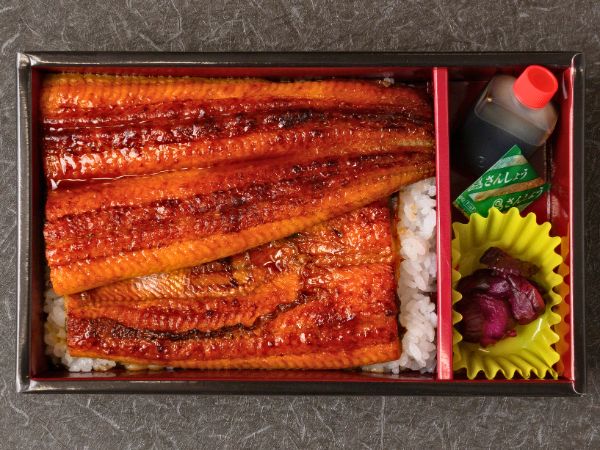 特上鰻重弁当