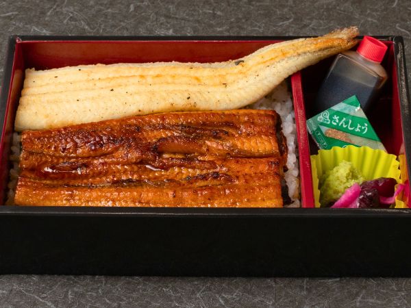 紅白鰻重弁当