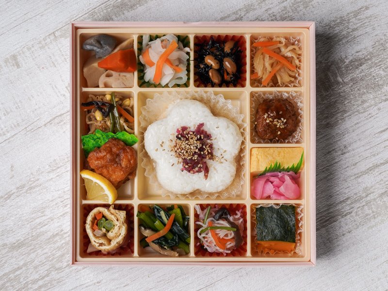 彩り菜膳 ～梅ご飯～