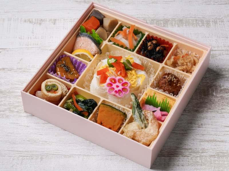 彩り菜膳 ～華ちらし～
