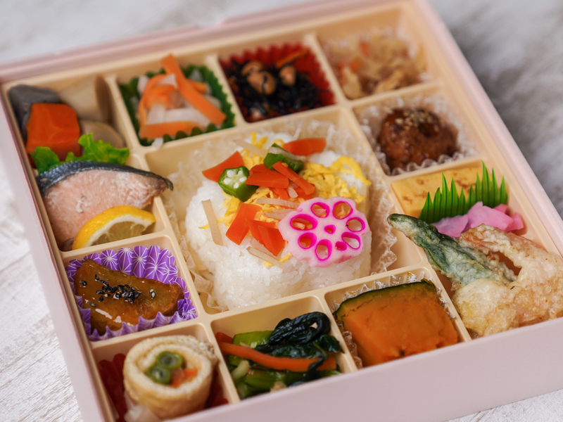 彩り菜膳 ～華ちらし～