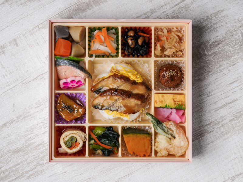 彩り菜膳 ～うなぎご飯～