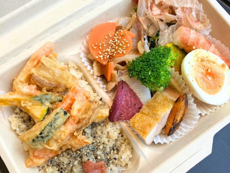 旬のお惣菜5品と特別栽培玄米ご飯