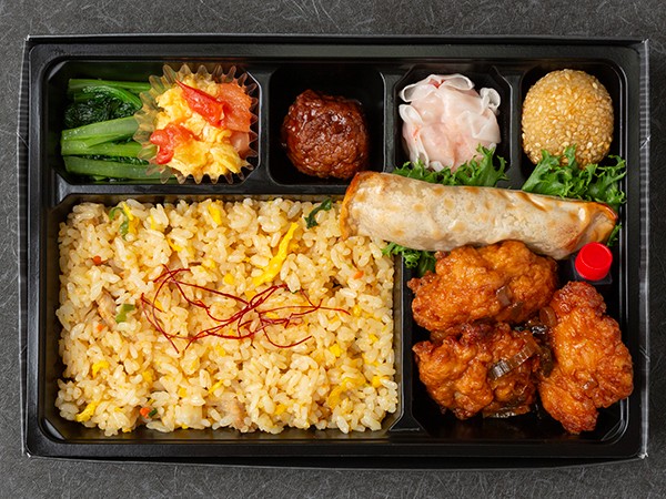 特製油淋鶏の豪華中華弁当Ｂ