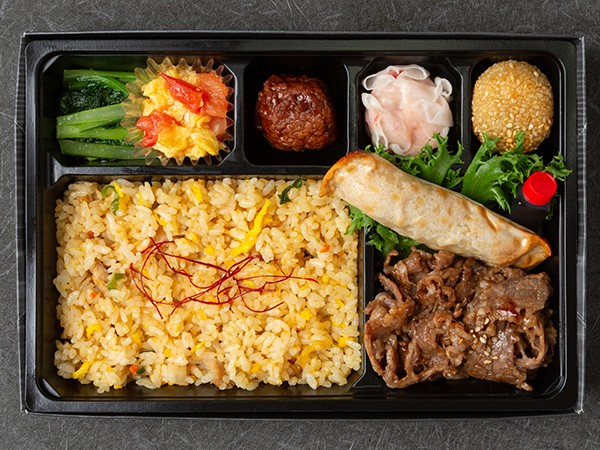 特製中華焼肉の豪華中華弁当Ｂ