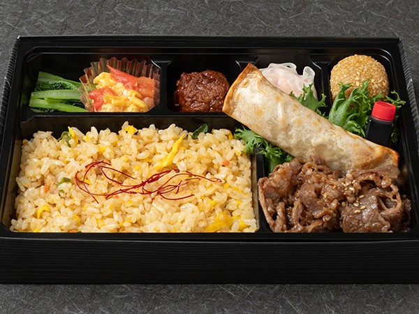特製中華焼肉の豪華中華弁当Ｂ