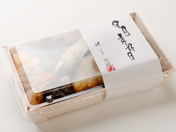 釜揚げしらすといくらの海苔弁当