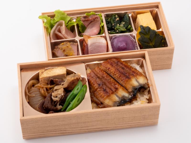 炭焼きうな重と国産牛ロースすき焼き2段弁当