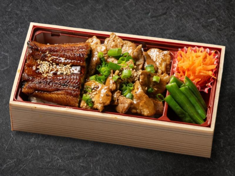 鰻の蒲焼と匠の豚カルビ焼肉のうな豚重