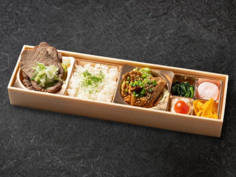 極上ネギ塩牛タンと黄金だれ豚カルビ御膳