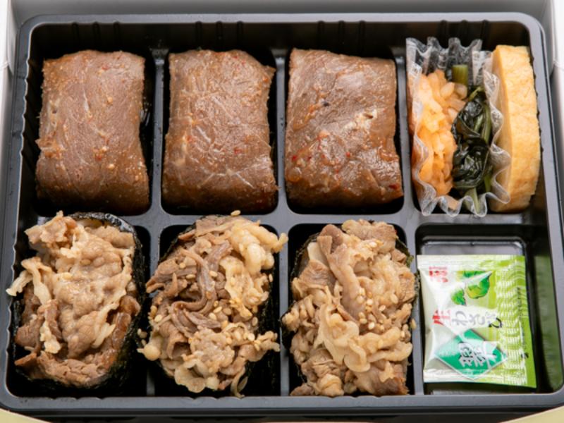 創作寿司　黒毛和牛牛しぐれ煮と牛ステーキ
