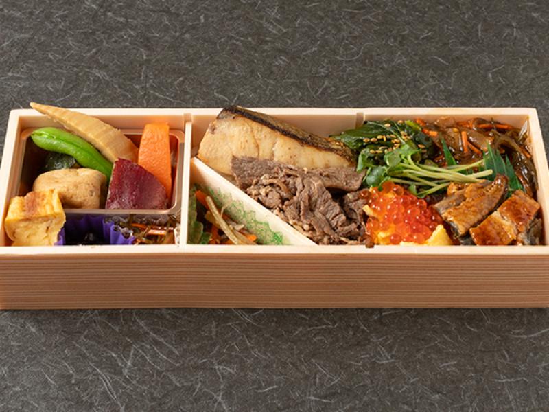 三つ仕切り膳うなぎとイクラのひつまぶし＆幽庵焼き魚