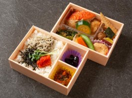 金目鯛煮つけ二段御膳　ちりめん山椒＆明太子ご飯