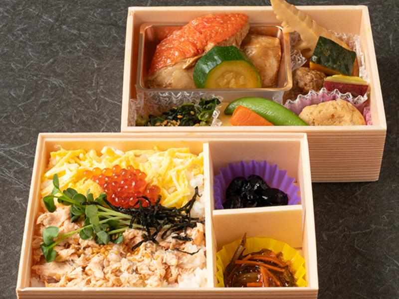 金目鯛煮つけ二段御膳　ほぐしシャケとイクラ飯