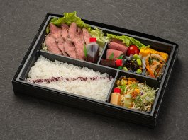 炭火焼牛ステーキ＆ローストビーフ