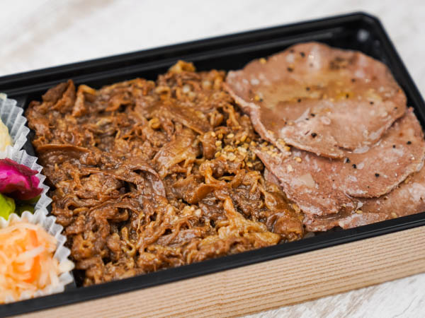 名物ふたごと牛タン塩のW弁当