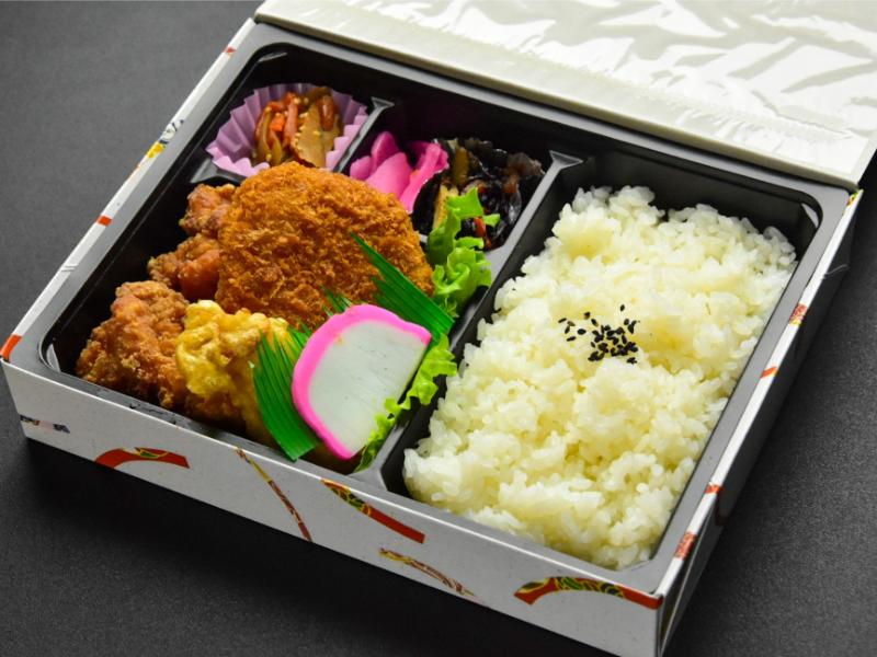 旭屋チキンカツ弁当