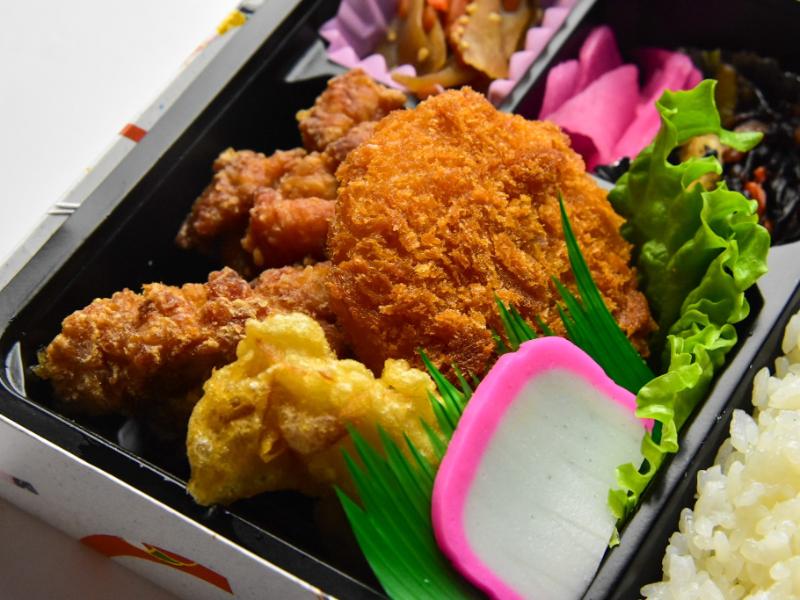 旭屋カニコロ弁当