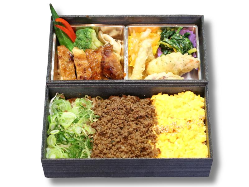 焼き鶏御膳2段重DX