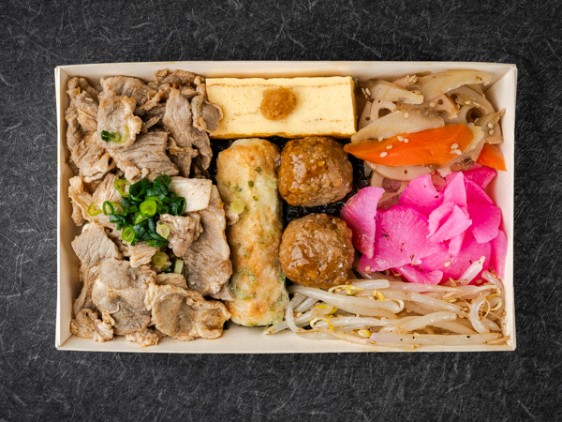 豚しょうが焼きの海苔重ね