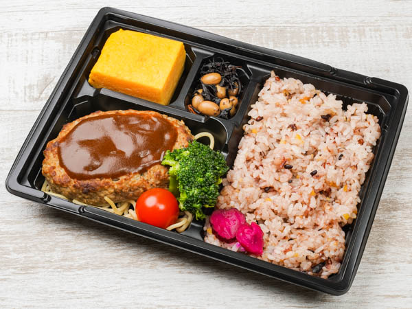千人将弁当 ～デミハンバーグと大きな玉子焼き～