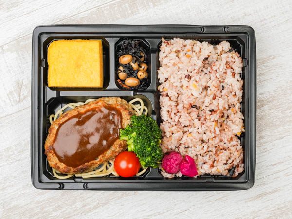 千人将弁当 ～デミハンバーグと大きな玉子焼き～