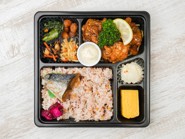 将軍弁当 ～鶏南蛮とぶり照焼き～