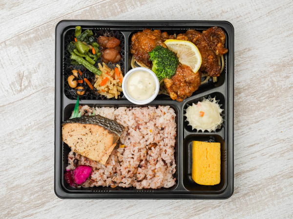 将軍弁当 ～鶏南蛮と焼き鮭～