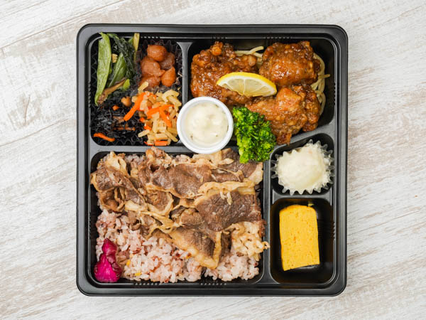 将軍弁当 ～鶏南蛮と牛すき煮～