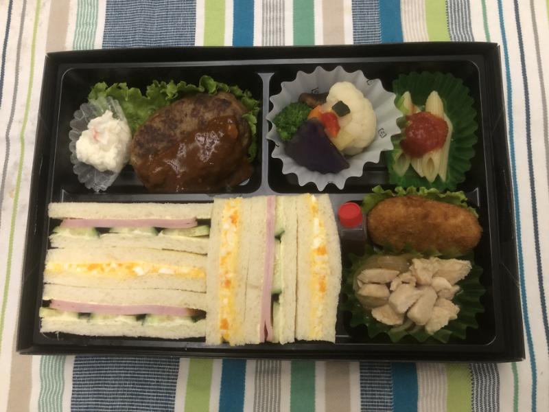 デラックスサンド