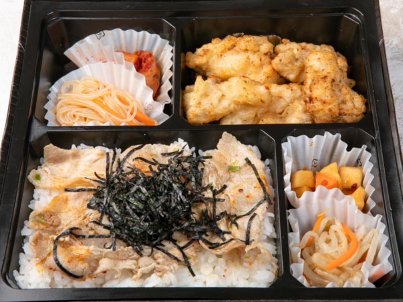【豪快2品】国産豚ネギ塩ダレ＆鶏の辛口特製スパイス