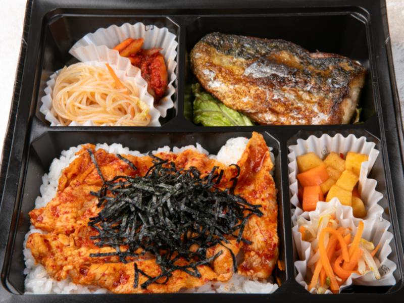 【肉×魚】牛バラの辛酢焼肉＆鯖照り焼き