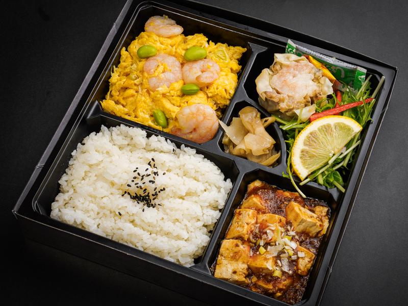 孔雀（クジャク）