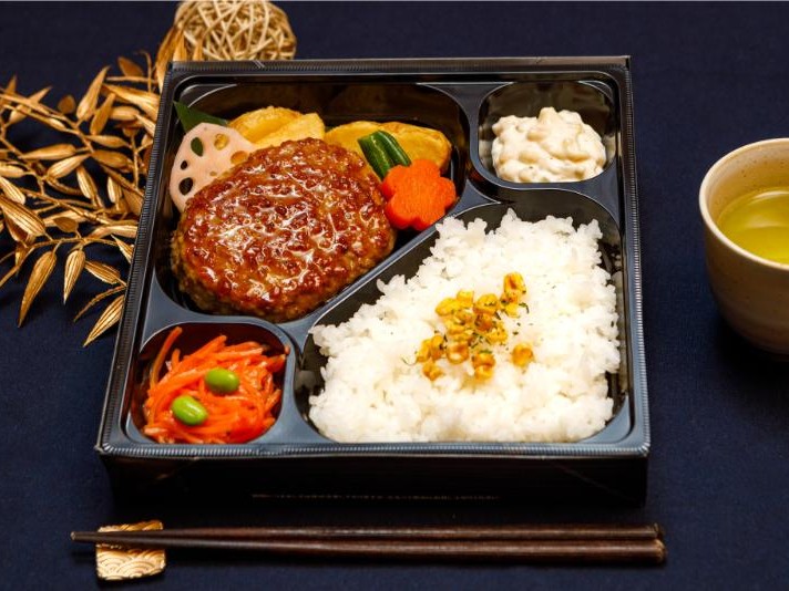 黒トリュフ醤油ハンバーグ