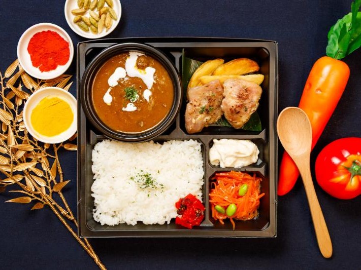 千葉和牛カレーと炙りMISOチキン