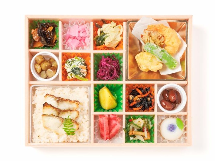 季節天ぷらと鯛めしの十二彩折詰