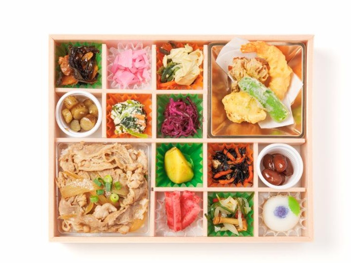 牛めしと天麩羅の十二彩折詰