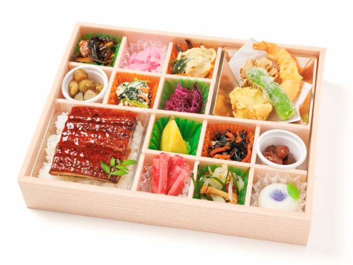 鰻重と天麩羅の十二彩折詰