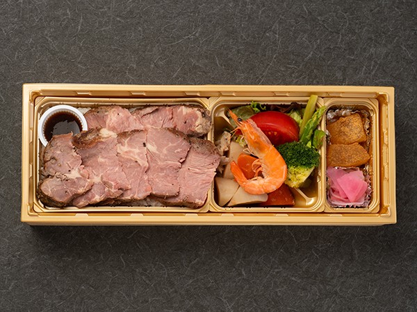 低温調理のサーロインステーキ御膳